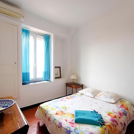 Apartamento Le Toit De La Rue Sainte Marsella Exterior foto