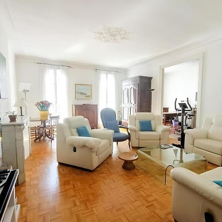 Apartamento Le Toit De La Rue Sainte Marsella Exterior foto